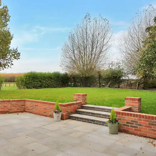 Landscaping Services Nottingham by DWT Builders Limited